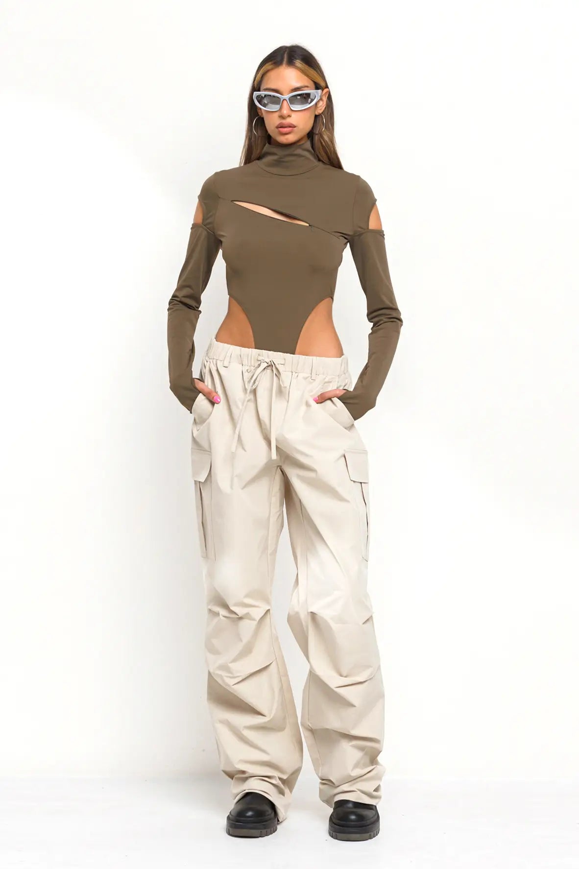 Parachute Cargo Pants Beige
